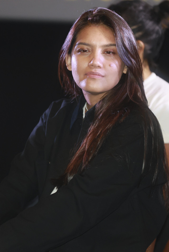 Monita Tahalea saat konferensi pers official poster film Siapa Dia di Grand Indonesia, Jakarta, Selasa, (29/7/2025). Foto: Agus Apriyanto