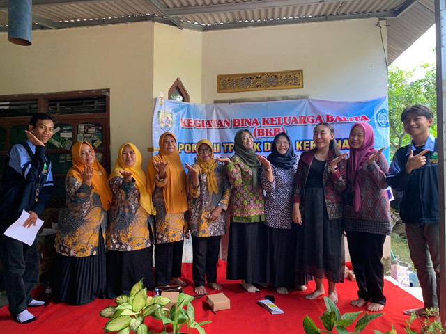 Penanganan Stunting melalui Program Bina Keluarga Balita bersama PKK dan KKN UIN Walisongo. 29 Juli 2025 (Sumber: Dokumentasi pribadi)