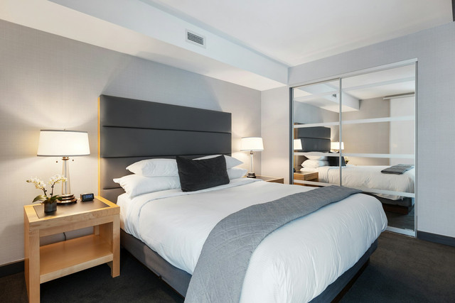 Hotel dekat UT Pondok Cabe. Foto hanya ilustrasi, bukan tempat sebenarnya. Foto: dok. Unsplash/Point3D Commercial Imaging Ltd.