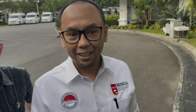 Kepala Pusat Pelaporan dan Analisis Transaksi Keuangan (PPATK) Ivan Yustiavandana dipanggil Presiden Republik Indonesia Prabowo Subianto ke Istana Negara, Jakarta Pusat, Rabu (30/7/2025). Foto: Zamachsyari/kumparan