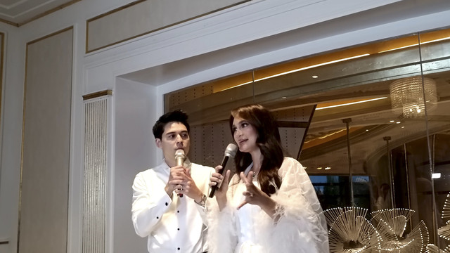 Konferensi pers resepsi Luna Maya dan Maxime Bouttier, kawasan Gatot Subroto, Jakarta Selatan, Rabu (30/7/2025). Foto: Giovanni/kumparan