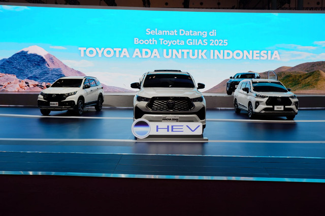 Deretan mobil Toyota di GIIAS 2025. Foto: Fitra Andrianto/kumparan