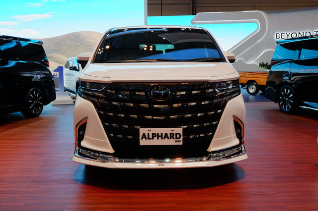 Toyota Alphard. Foto: Fitra Andrianto/kumparan