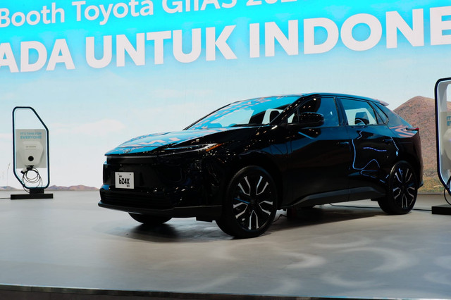 Toyota bZ4X di GIIAS 2025. Foto: Fitra Andrianto/kumparan