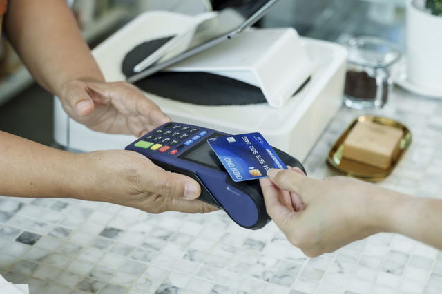 Ilustrasi rekening tabungan di bank. Foto: Shutterstock