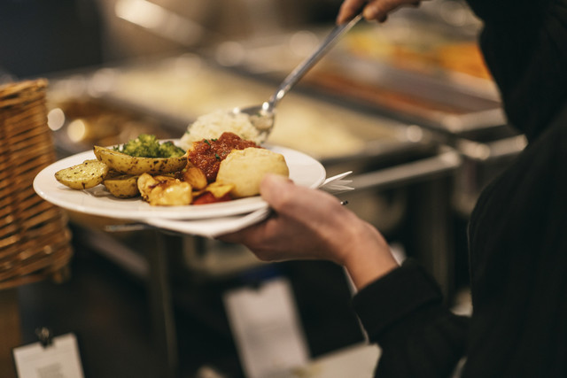 Ilustrasi katering makanan. Foto: Shutterstock