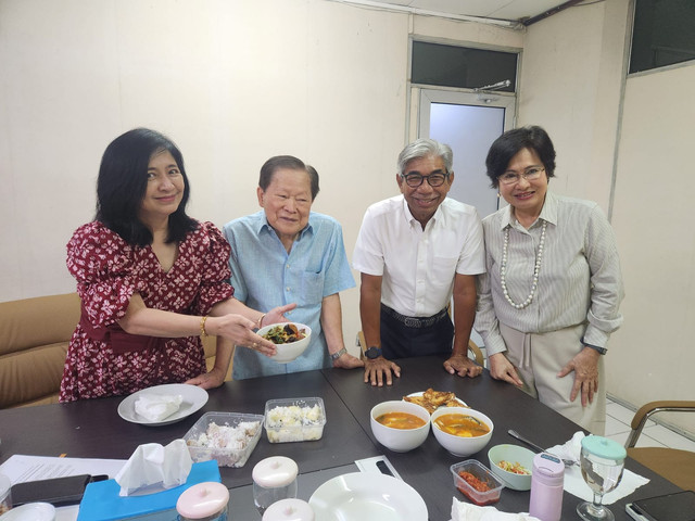 CSP Wekadigunawan, Rapiuddin Hamarung, A.M Fachir dan Suryani Motik.