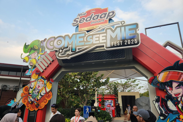 Ragam aktivitas di Festival Mie Sedaap Come See Mie yang digelar di Kiara Artha Park, Bandung, Kamis (31/7/2025).  Foto: Ela Nurlaela/kumparan