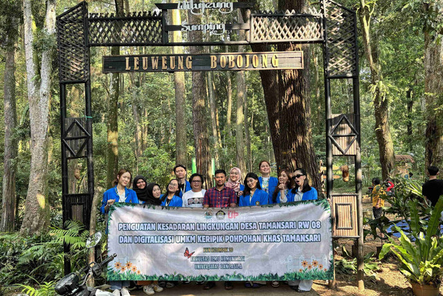 Dokumentasi KKN Kelompok 20 FIKOM UP
