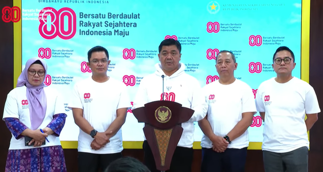 Wamensesneg Juri Ardiantoro dalam Konferensi Pers Bulan Kemerdekaan RI Tahun 2025, Kantor Presiden, Jumat 1 Agustus 2025 Foto: Youtube/Sekretariat Presiden