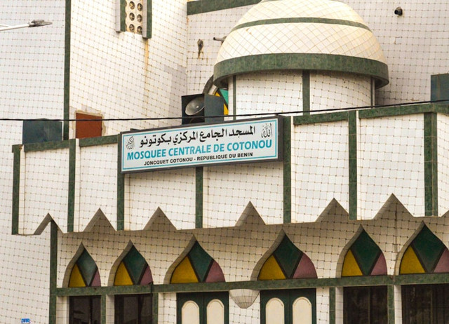 Ilustrasi Corak Pemerintahan Sosial dan Ekonomi pada Zaman Perkembangan Kerajaan Islam. Unsplash/Ifeoluwa B.