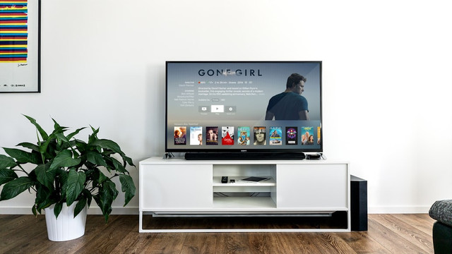 Ilustrasi smart TV. Foto: Unsplash