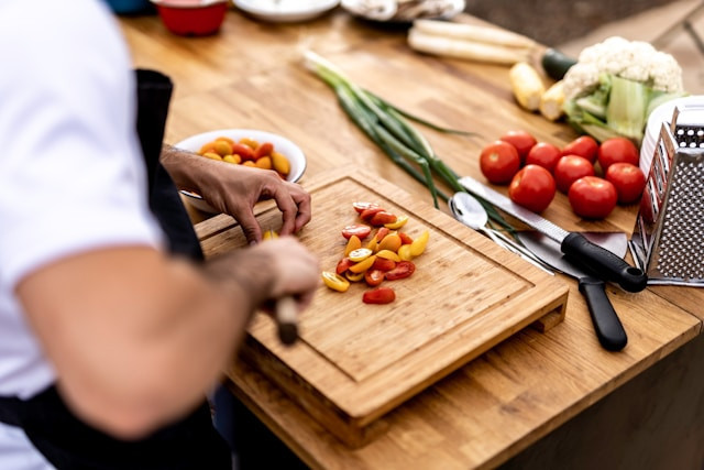 Ide Jualan Makanan yang Tahan Lama. Foto Hanya Ilustrasi. Bukan Sebenarnya. Sumber Foto: Unsplash.com/Or Hakim