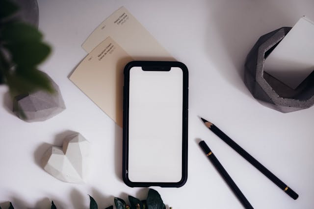 Ilustrasi merk lcd hp oppo terbaik. Sumber: pexels.com/PNW Production