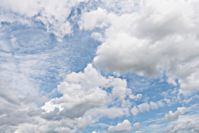 Ilustrasi Langit, Foto:Unsplash/Mufid Majnun
