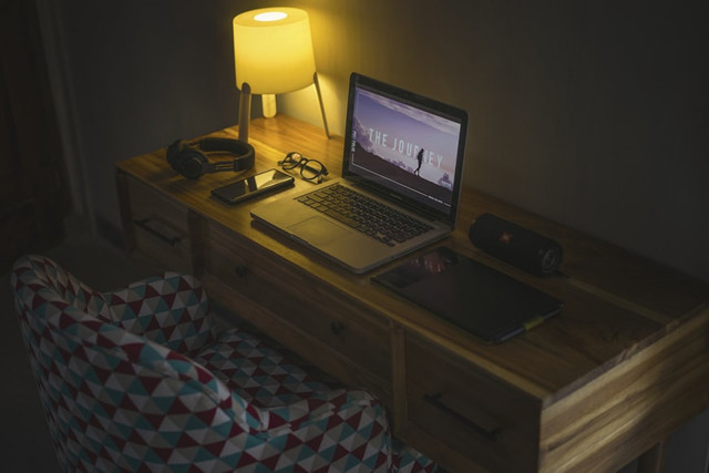 Ilustrasi Drakor yang Rilis Agustus 2025, Foto: Unsplash/Rian A. Saputro