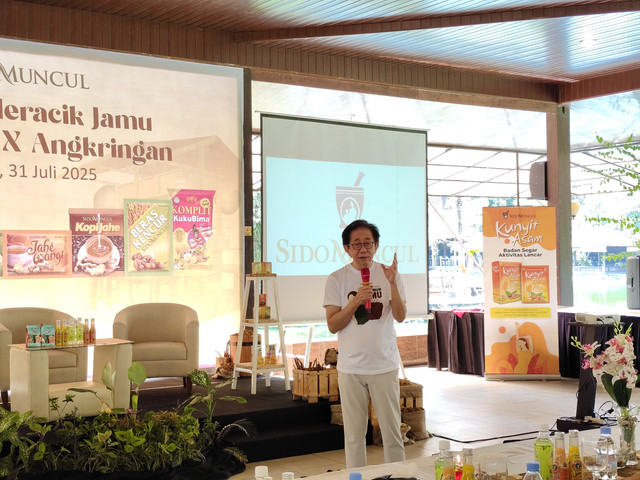 Irwan Hidayat memberikan sambutan di Yogyakarta. Foto: dok. kumparan