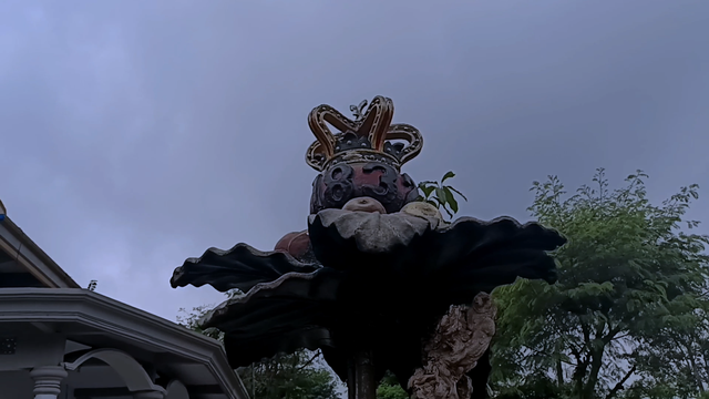 Gambar 2. Tugu Sumberdem 1832 di Kampoeng Kopi