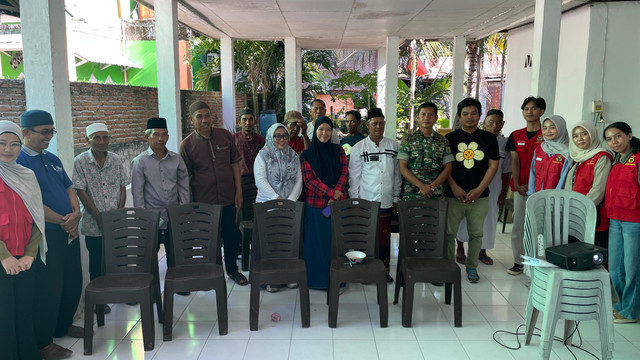 Mahasiswa KKN Unhas Kembangkan Dashboard Pertanian Cerdas di Kelurahan Lakessi