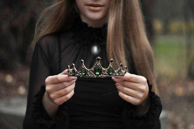 Ilustrasi profil salsabila syaira - Sumber: unsplash.com/@gingermias