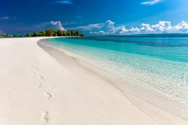 Pantai Siung. (Foto hanya ilustrasi, bukan tempat yang sebenarnya). Sumber: Pixabay/Kanenori. 