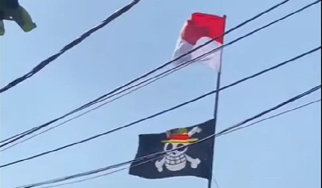 sumber : https://kumparan.com/beritaanaksurabaya/muncul-pengibaran-bendera-one-piece-simbol-kritik-anak-muda-yang-tak-didengar-25aYMe48z1X