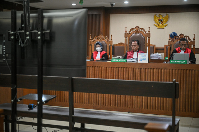 Fandy Lingga Dituntut 5 Tahun Penjara di Kasus Korupsi Timah | kumparan.com