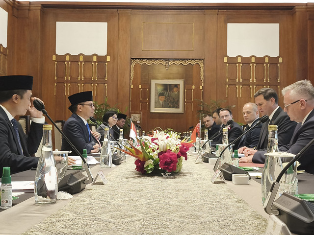 Menlu Sugiono bertemu dengan Menlu Belarusia Maxim Ryzenkov di Gedung Pancasila, Kementerian Luar Negeri, Jakarta Pusat, Selasa (5/8/2025). Foto: Thomas Bosco/kumparan