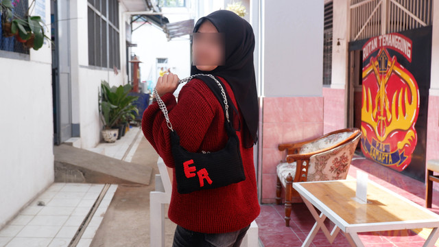 WBP Perempuan Rutan Temanggung Hasilkan Rajutan Tas dan Sweater Layak Jual
