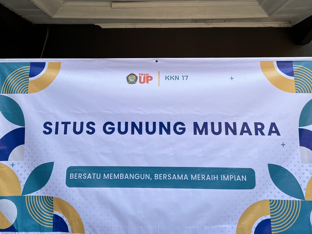 Banner Kelompok 17 KKN Fakultas Ilmu Komunikasi Universitas Pancasila