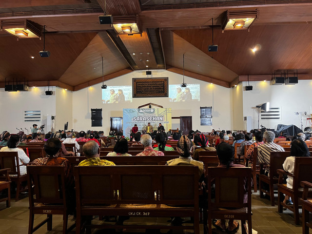 Sarasehan “Upaya Inovatif Gending Gerejawi sebagai Pengiring Pujian di Gereja Kristen Jawa” yang digelar di GKJ Gondokusuman, Senin (4/8). Foto: Gracetika JP/Pandangan Jogja
