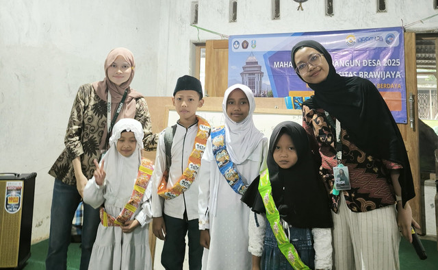 Mahasiswa MMD UB dan Anak-anak TPQ Bahrul Ulum. Foto: Sumber, Pribadi 2025