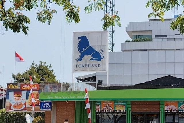 Suasana di depan PT Charoen Pokphand Indonesia di kawasan Ancol, Jakarta Utara, pada Rabu (6/8/2025). Foto: Luthfi Humam/kumparan