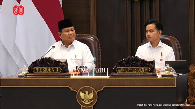 Presiden Prabowo Subianto memimpin Sidang Kabinet Paripurna (SKP) di Istana Kepresidenan, Jakarta, pada Rabun(6/8/2025).
 Foto: YouTube/ Sekretariat Presiden