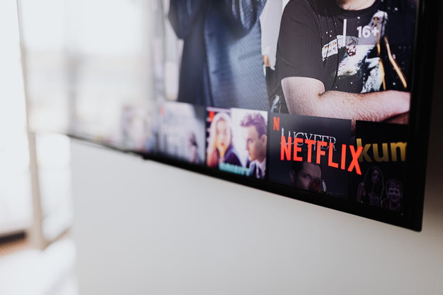 Ilustrasi Smart TV dan Android TV. Foto: Pexels