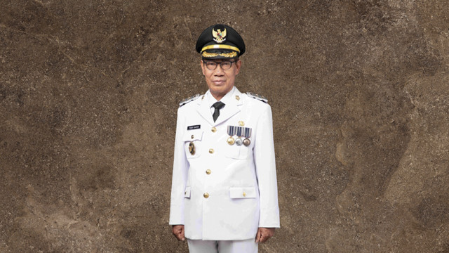 Wakil Bupati Kolaka Timur Yosep Sahaka. Foto: Dok. Kabupaten Kolaka Timur