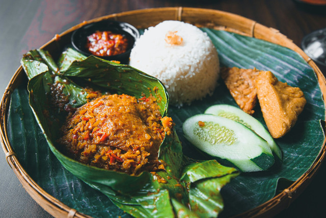 Menu Favorit Kampung Kecil.  Foto hanya ilustrasi, bukan gambar sebenarnya. Sumber: Unsplash/Kevin kevin