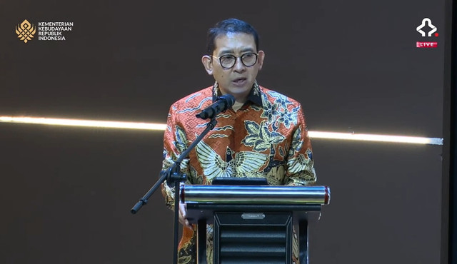 Fadli Zon (Menteri Kebudayaan) dalam sebuah diskusi yang dilakukan di Universitas Indonesia/Foto: YouTube KEMENBUD