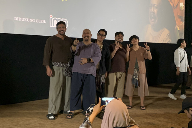 Jumpa pers perilisan lagu Senyum Membawa Luka di Kemang, Jakarta Selatan, Sabtu (9/8/2025).  Foto: Vincentius Mario/kumparan