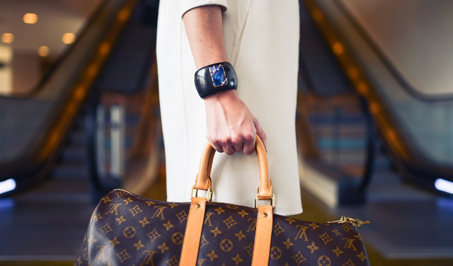Ilustrasi ciri-ciri tas Louis Vuitton original. Sumber foto: Pixabay/ freephotocc