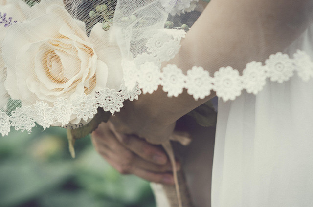 Ilustrasi teks pasrah penganten putra singkat. Sumber: Pixabay/Takmeo