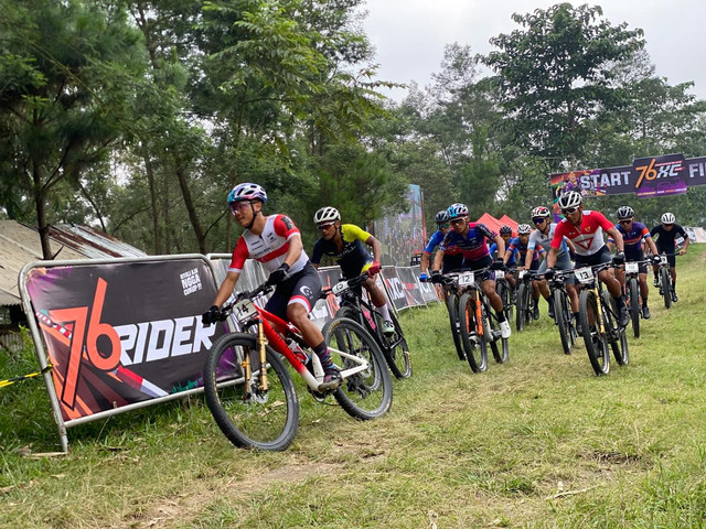 Kejuaraan 76 balap sepeda cross-country (IXC) di Bukit Klangon, Yogyakarta. Foto: Azrumi El Ghazali/kumparan