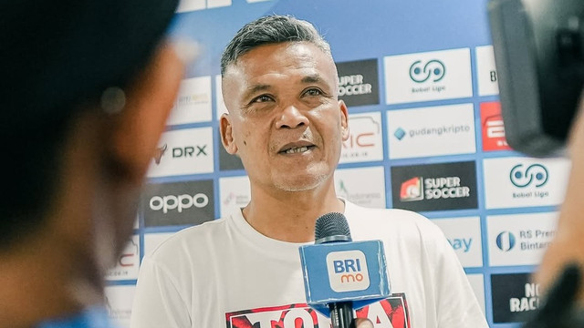 Hendri Susilo, pelatih Malut United. Foto: Instagram @malutunitedfc