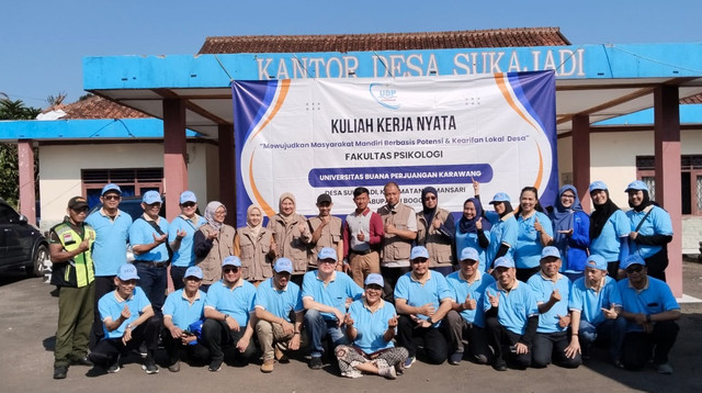 Foto: Tim Dosen dan Mahasiswa KKN Fakultas Psikologi UBP Karawang melaksanakan giat KKN dan pengabdian masyarakat di Desa Sukajadi, Bogor, Jawa Barat (dok: Tim KKN Desa Sukajadi)