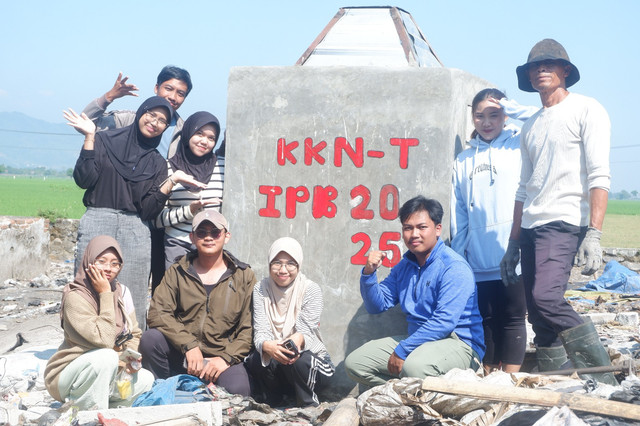 Mahasiswa KKN IPB Ciptakan Inovasi Incinerator: Solusi Praktis Atasi Sampah