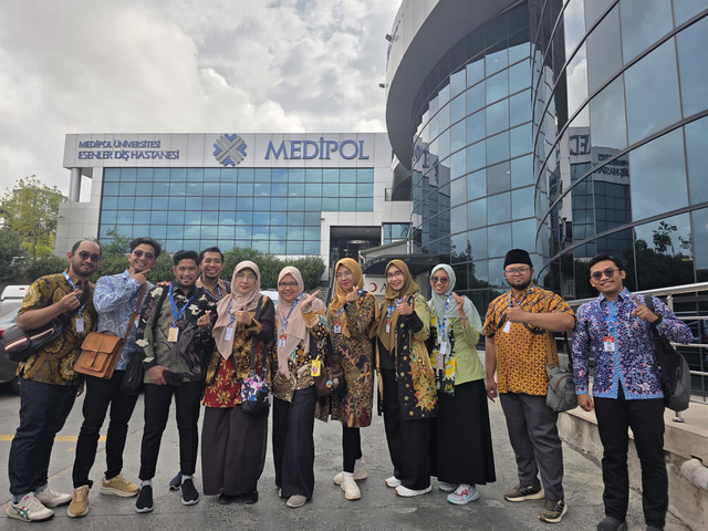 Kunjungan mahasiswa MARS UMY ke Medipol University Hospital (foto koleksi pribadi)