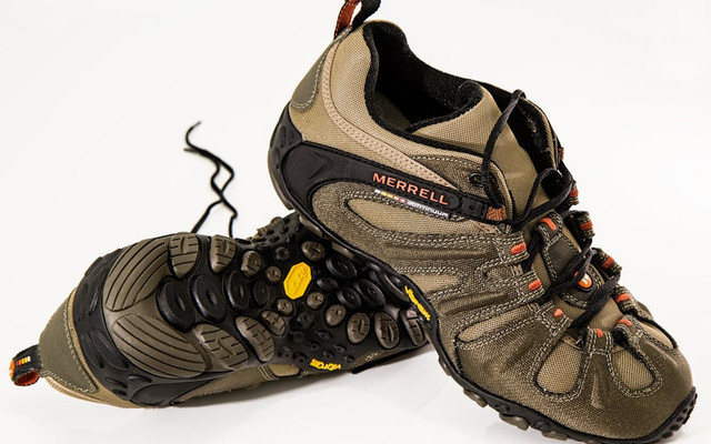 Ilustrasi Sepatu Volly Terbaik. Sumber: Pexels/Pixabay