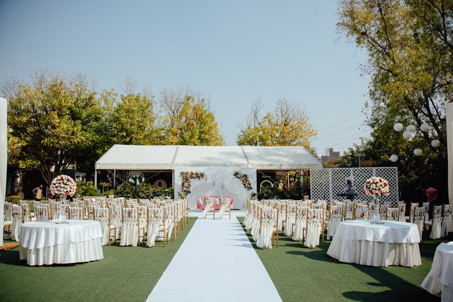 Taman Hummus Bintaro. (Foto hanya ilustrasi, bukan tempat yang sebenarnya). Sumber: Pexels/The Visionary Vows.