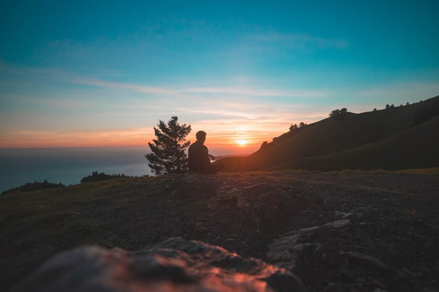 Bukit Sagara Durian. Foto hanyalah ilustrasi bukan tempat sebenarnya. Sumber: Unsplash/Joseph Barrientos