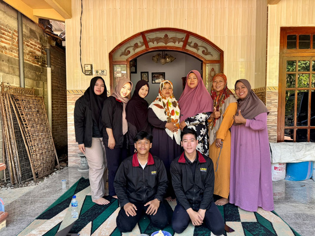 Foto Bersama Pelaku UMKM Desa Joho, Kecamatan Kalidawir, Kabupaten Tulungagung